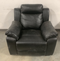 (1) LARGE BLACK RECLINING CHAIR