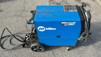 MILLERMATIC 252 ELETRIC WELDER