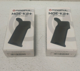 (2) Magpul AR-15/M4 Pistol Grips