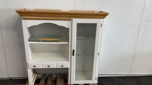 Hutch Top With Glass Display And Shelves