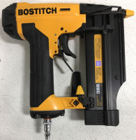 Bostitch BTFP2350K 5/8in.-2In. 23 Gauge Pin Nailer & Case - 2