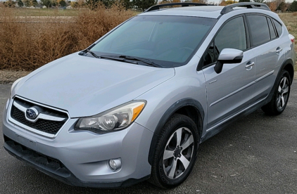 2015 SUBARU XV CROSTREK - AWD - BACK UP CAMERA!