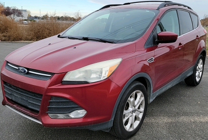 2013 FORD ESCAPE - TOUCHSCREEN - CLEAN CAR!