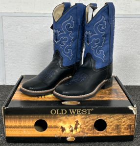 PAIR OF BRAND NEW OLD WEST BOYS COWBOY BOOTS SIZE 1