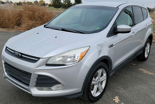 2013 FORD ESCAPE - 4X4!