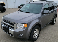 2012 FORD ESCAPE - 4X4 - HEATED SEATS - BACK UP CAMERA!
