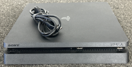 PLAYSTATION 4 GAMING CONSOLE WITH HDMI CABLE - NO POWER CABLE