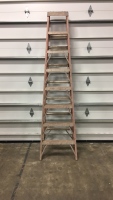 8' Ladder