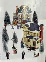 HOLIDAY TIME 20-PIECE VILLAGE SET - 4