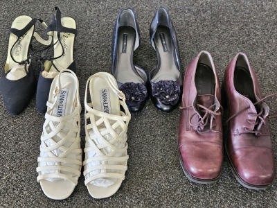 WOMEN'S 7.5-8.5 SHOES