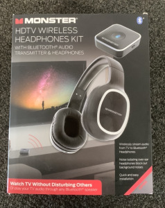 MONSTER HDTV WIRELESS HEADPHONES KIT WITH BLUETOOTH AUDIO TRANSMITTER & HEADPHONES