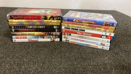 SET OF 16 DVDS FAMILY MOVIES AND COMEDIES