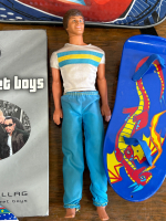 2 LIGHTNING MCQUEEN BACKPACKS, VINTAGE KEN DOLL, BACKSTREET BOYS BOOK, ELECTRIC PUTTING PARTNER, TOY SKATEBOARD AND BABY DOLL - 3