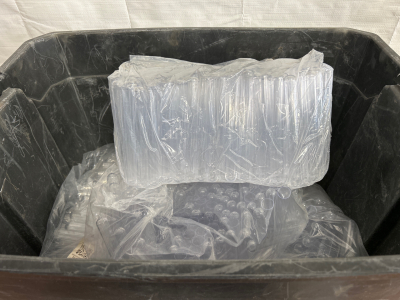 TOTE OF PLASTIC TEST TUBE SHOT GLASSES