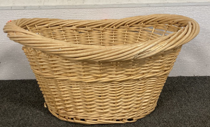 WICKER BASKET