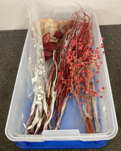 BIN OF CHRISTMAS FLOWERS INCLUDING BERRIES AND FLAX FLOWERS