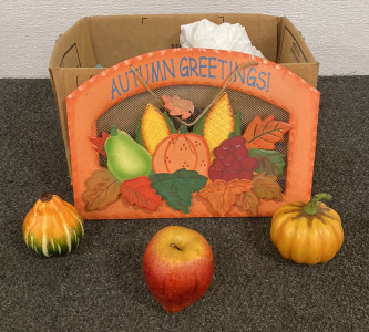 AUTUMN GREETINGS! WALL DECOR, FALL VEGETABLE DECOR