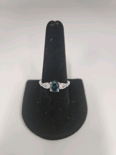 Size 10 Faceted Oval Aquamarine. 925 Ring