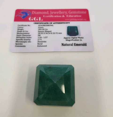 283.30 CT Natural Green Emerald W/ COA Square Cut Faceted Gemstone