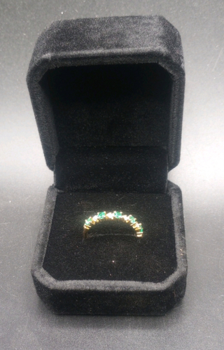 (1) Emerald And Diamond Size 6-3/4 Ring