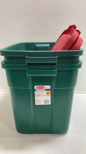 (2) 18gal Storage Bins w/ Lids