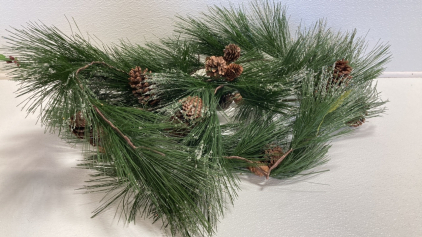 Artificial Winter Garland