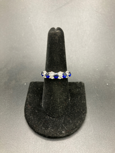 size 8 Mixed Blue and White Sapphire Ring