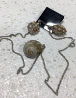 Butterfly Jewlery set And Conk Shell Necklace And Earring Set - 3