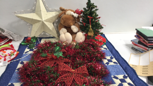 Mini Christmas tree, Stuffed moose, Light up Star, (3) strands of garland