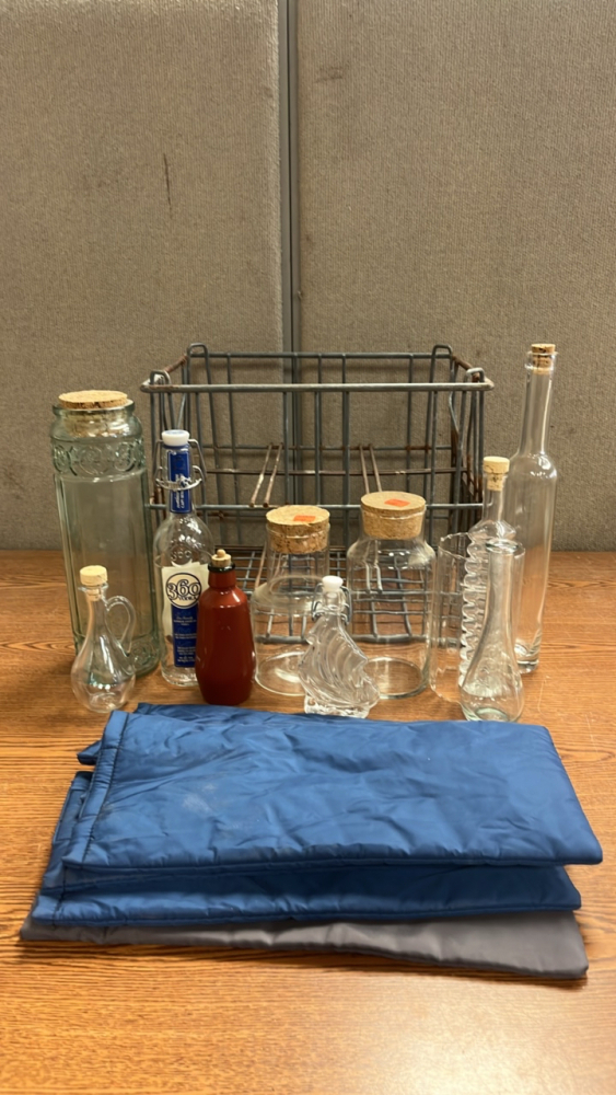 METAL CRATE, BOTTLE COVERS AND MUTISIZED BOTTLES
