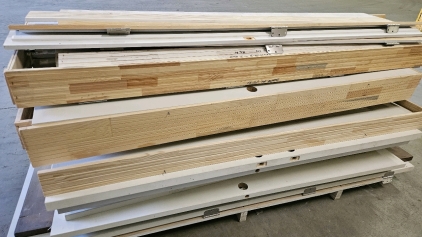 ASSORTED NEW DOORS W/ FRAMES, ASSORTED NEW DOORS, DOOR FRAMING PIECES