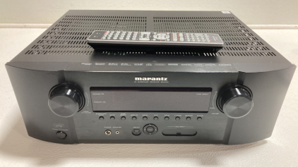 Marantz AV Reciever SR5004 w/ remote