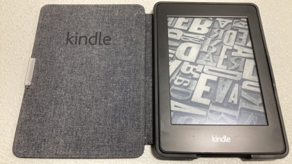 Amazon Kindle DP75SDI in Case