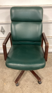 Green Rolling Office Chair