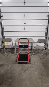 (1)Samsonite 33.5"x 33.5" foldable table with (2) foldable chairs (1) wellmax flat dolly 25.5"X 15.5"