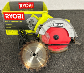 RYOBI 7-1-4&rdquo; CIRCULAR SAW WITH EXTRA BLADE - POWERS ON SMOOTHLY