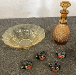 (1) AMBER GLASS LIDDED VASE, (1) FOUR PIECE JAPANESE SPICE CONTAINER SET, (1) AMBER GLASS HOST BOWL