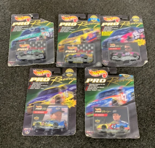 (5) HOT WHEELS PRO RACING COLLECTION INCLUDING TED MUSGRAVE, JOE NEMECHEK AND MORE