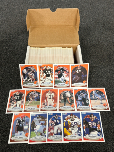 BOX OF FLEER 1990 FOOTBALL CARDS