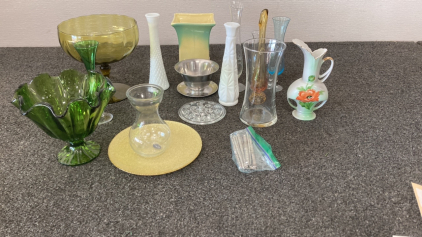 VINTAGE VASES, BOWLS, GLASSWARE, NUT CRACKERS AND PICKS