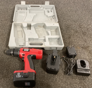 TOOL SHOP DRILL WITH CHARGER AND BITS - WORKS