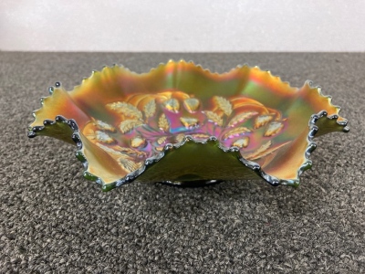 Northwood Strawberry Amethyst C.G. Ruffled Bowl 8.625&rdquo; Wide