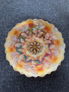 Fenton Marigold Hollyplate 9.5&rdquo; Wide