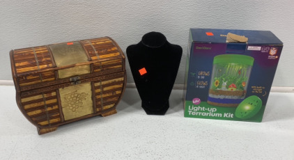 (1) DAN AND DARCI LIGHT UP TERRARIUM KIT, (1) JEWELY DISPLAY, AND (2) SMALL WOOD CHEST