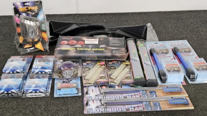 UNUSED AUTO ACCESSORIES & LIGHTS