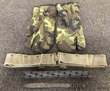 CAMO SHOOTERS MITTENS, BRITISH COMBAT UTILITY BELT AND WWII GERMAN MG 34/42 MACHINE GUN AMMO BELT WITH LEAD TAB