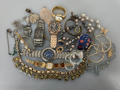 COSTUME JEWELRY INCLUDES: WATCHES, NECKLACES, EARRINGS AND MORE