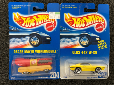 (8) VINTAGE HOTWHEEL CARS