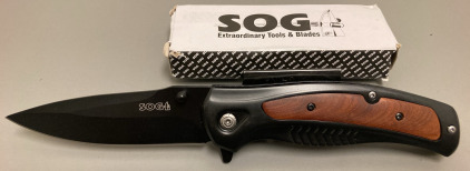 SOG TACTICAL FOLDING EASY OPEN POCKET KNIFE