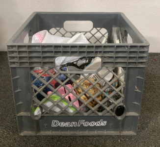 (1) CRATE OF ITEMS INCLUDING LANYARDS, (1) ANKLE WEIGHT, (1) CERAMIC JEWELRY BOX AND MORE